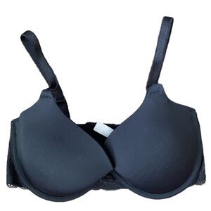 Motherhood intimates black underwire nursing bra size 34DD